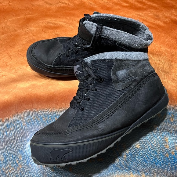 Sorel Chesterman Chukka Black Leather waterproof  boots wool size 9 - Picture 1 of 11